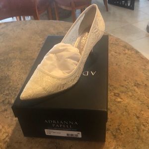 Adrianna Papell 8.5 Ivory 1890 Lace